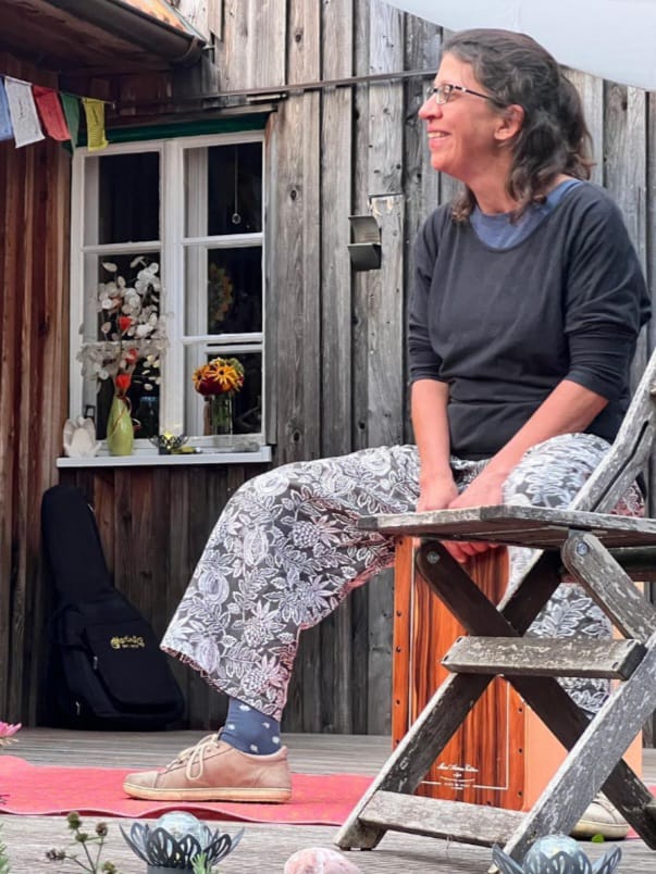 Angela Karoh Musik